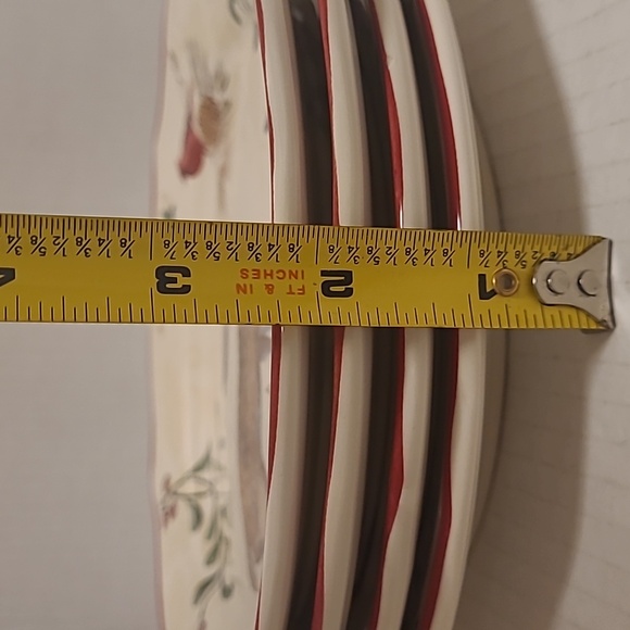 Set of 4 Better Homes and Gardens Heritage Collection Plates - Picture 16 of 16